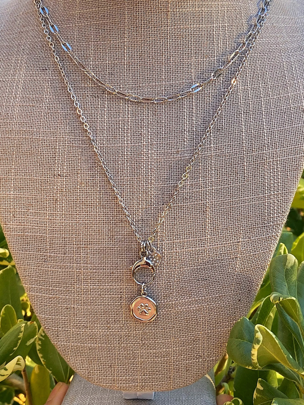 PAW PRINT NECKLACE (Copy)